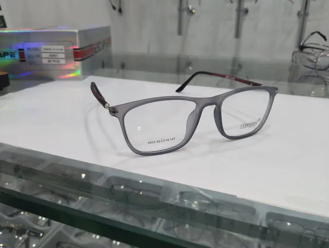 Titan park optics